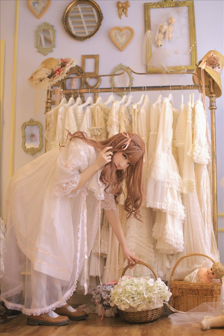 媚骨天成摄魂@在下萝莉控ii 90万粉丝福利 [10P+11M]