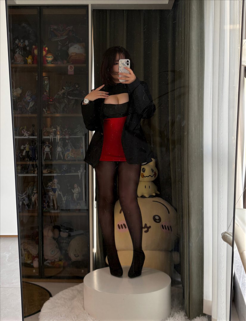 肉欲微甜软媚@阿半今天很开心 社畜自拍[76P-3V-459.3M]