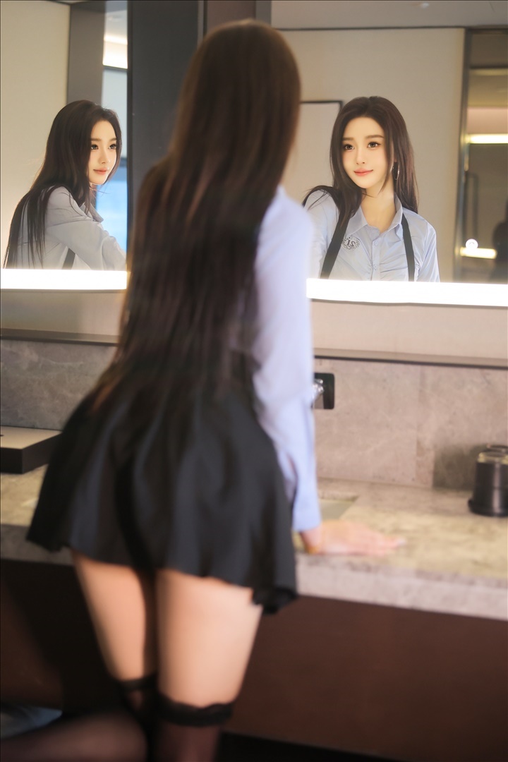 甜美系辣妹@Candy糖糖 背带短裙 [82P-825MB]