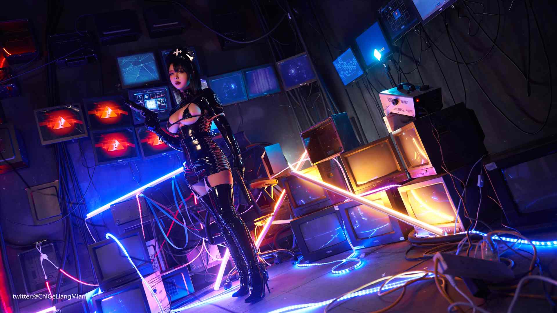 肉感甜心@皮皮奶可可爱了啦 黑暗护士服 [40P-857MB]