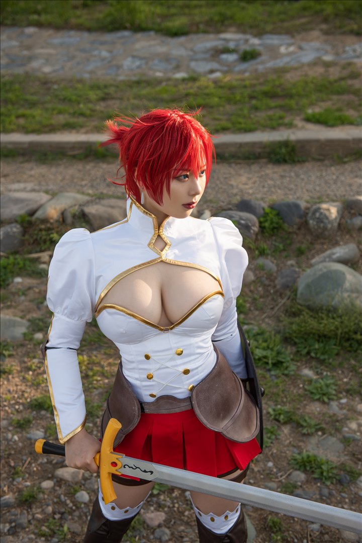 肉感甜心@皮皮奶可可爱了啦 布狄卡cos[14P-247MB]