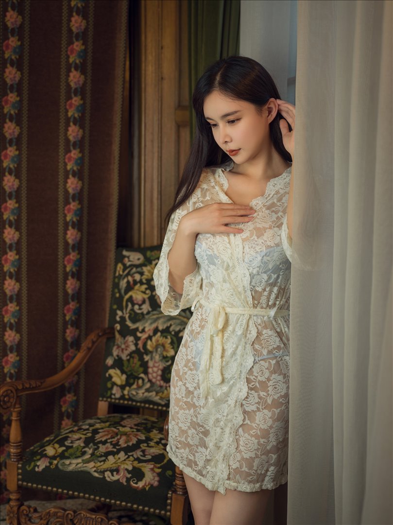 梦中情鲶@亚马逊鲶鱼 独居太太 [95P1V-1.56GB]