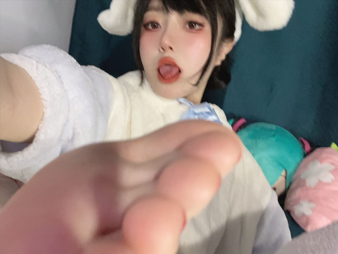 轩萧学姐 玉桂狗[18P-3.4M]