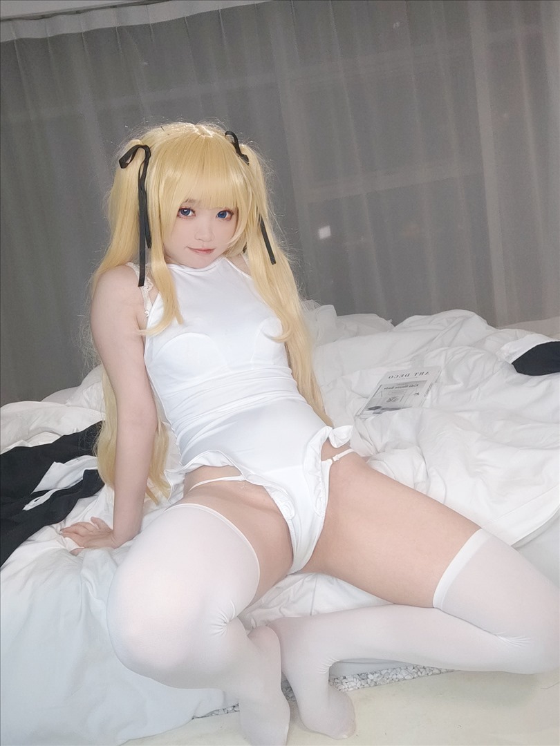 神沢永莉 英梨梨修女自拍[129P-200.1M]