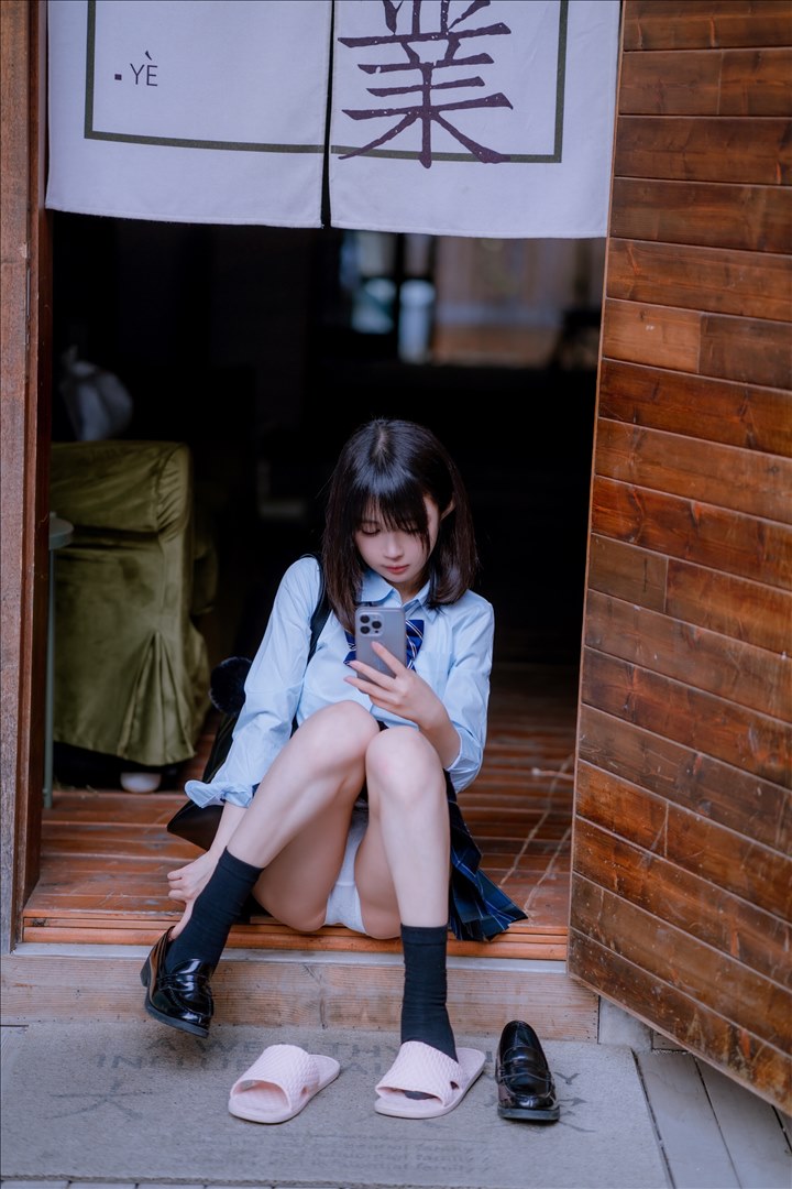 桜井宁宁 jk之家庭 [66P-413MB]